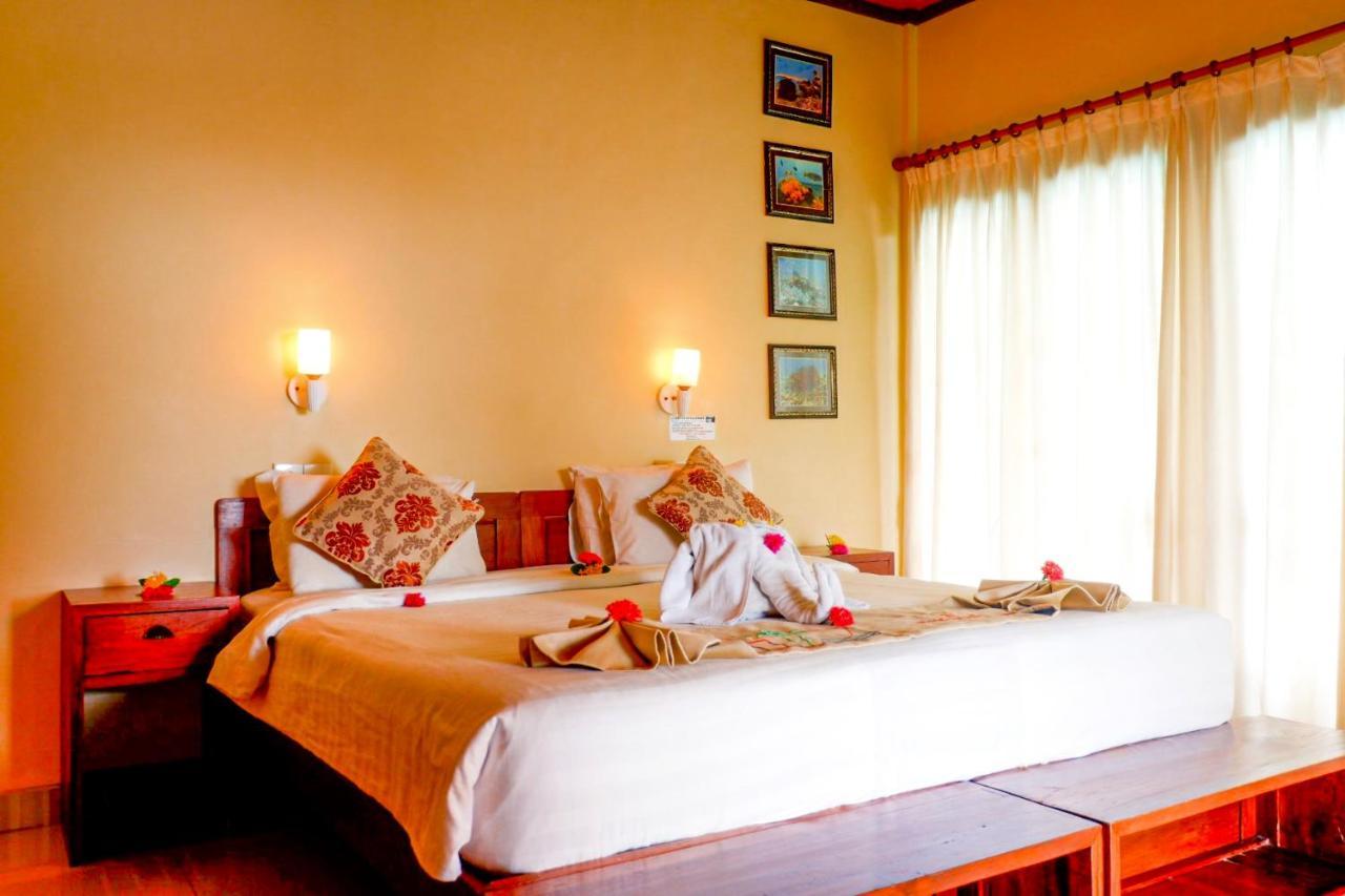 Amed Cafe & Hotel Kebun Wayan 외부 사진